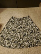 Sag Harbor T43282 Floral Skirt Sz 16