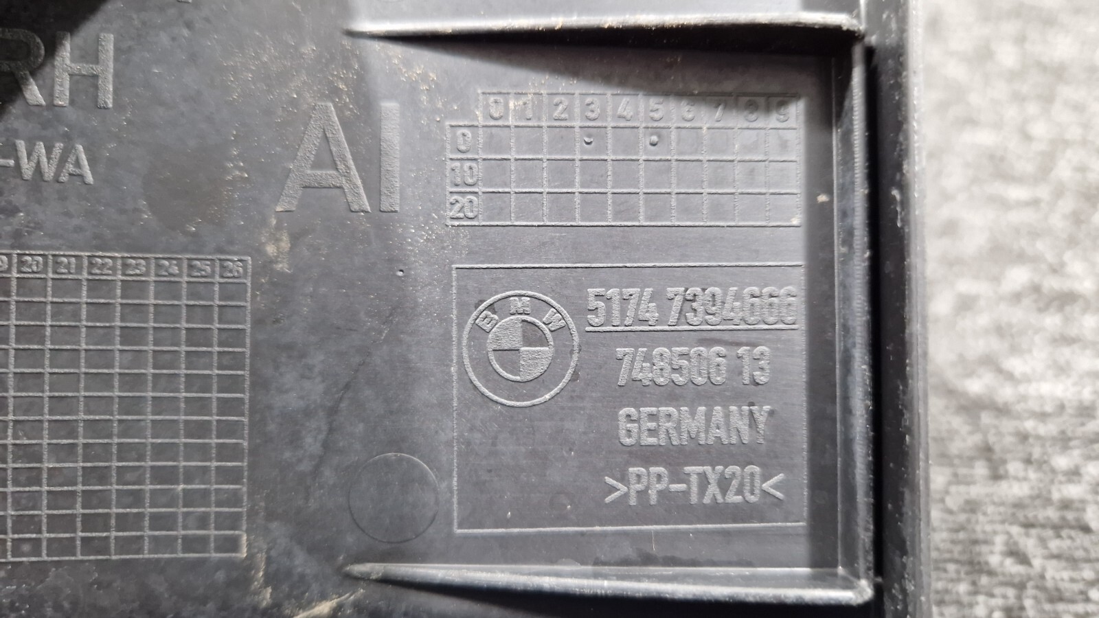 BMW 5 6 SERIES G30 G31 G32 F90 WHEEL ARCH LINER BRAKE AIR DUCT RIGHT 7394666