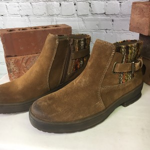 earth origins suede boots