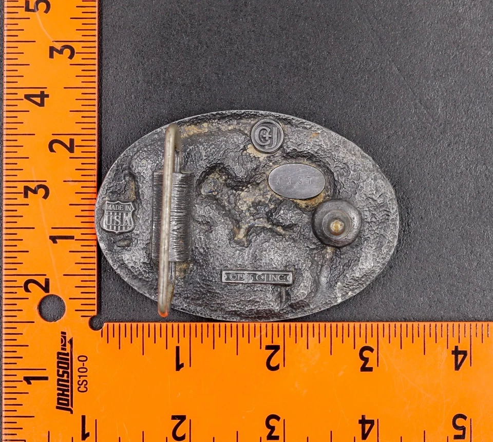 Hebilla de cinturón de metal vintage 1986 C+J 1137 "Coon Hunter" - Hecho en EE. UU. Foto 3 de 3