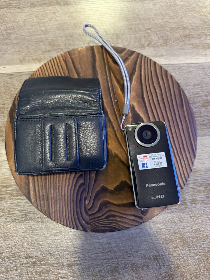 Panasonic HM-TA1 Full HD Camcorder Pocket Video Camera ~ Tested~ Working W/ Case - Image 3 of 4