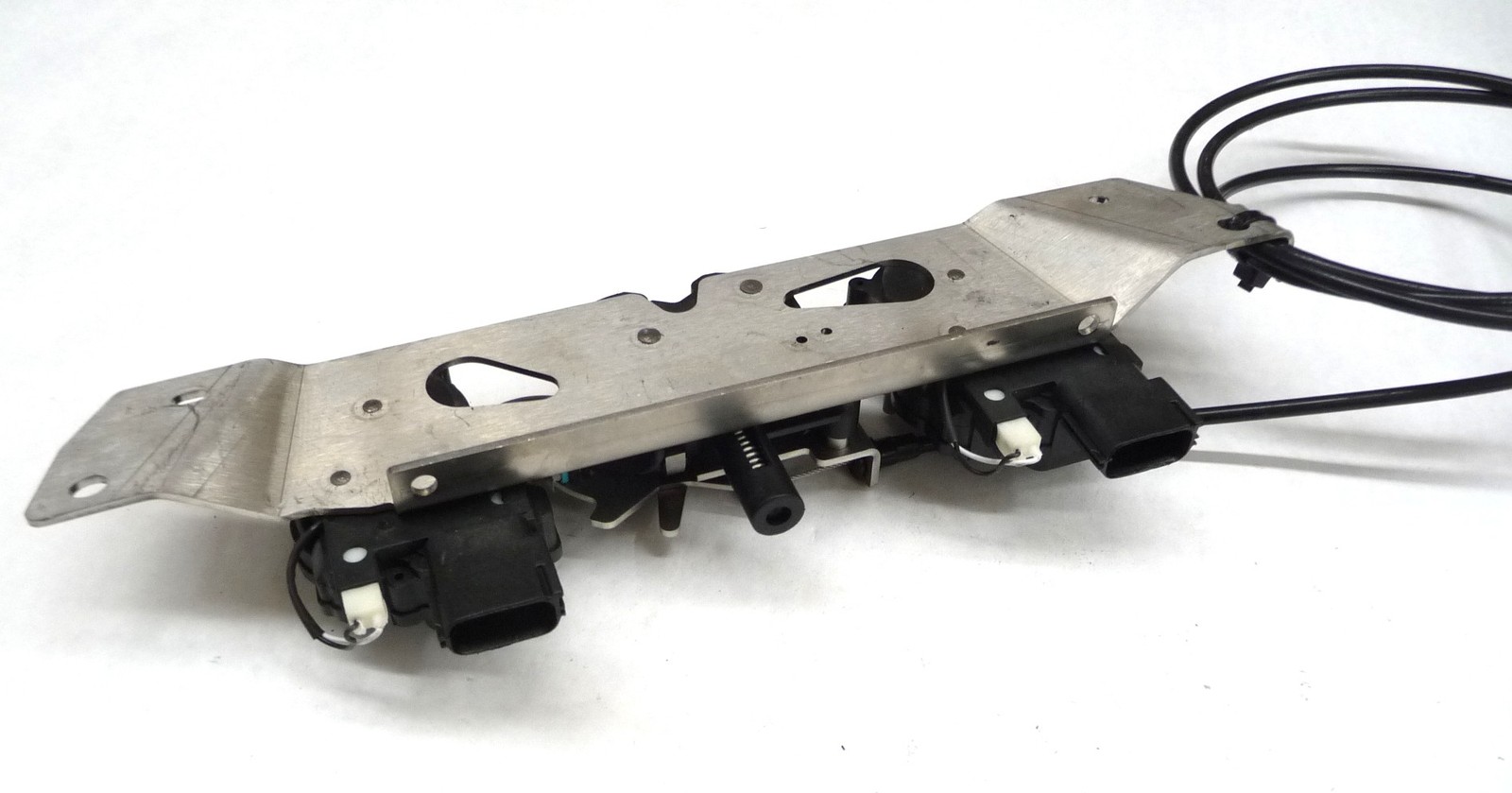 2019-2021 McLaren 600T Hood Bonnet Primary Lock Latch w/ Cable 22AD841GP01 OEM