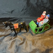 Vintage Unmarked Barclay Lead Sleigh Horse  People Village Figures READ 