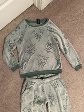 Star Wars Small Mandalorian Grogu Womens 2 Piece Plush Fleece Jogger Lounge Set