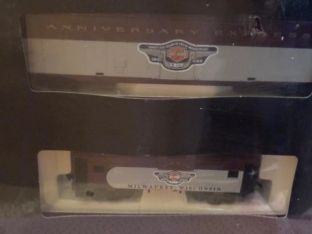 Harley-Davidson 95th Anniversary HO Scale Express Train Set 1998 NEW Free Ship - Image 3 of 4
