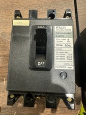 FUJI ELECTRIC EA53A 3 POLE 50 AMP AUTO BREAKER W125