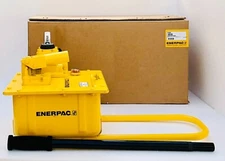 Enerpac P464 Hydraulic Hand Pump For Double Acting Cylinder 700 Bar/ 10,000 PSI