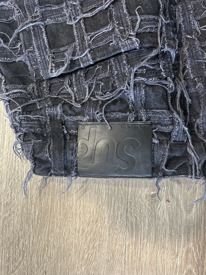 Pantalones cortos negros Supreme Square Patch deshilachados talla 30 Foto 3 de 4