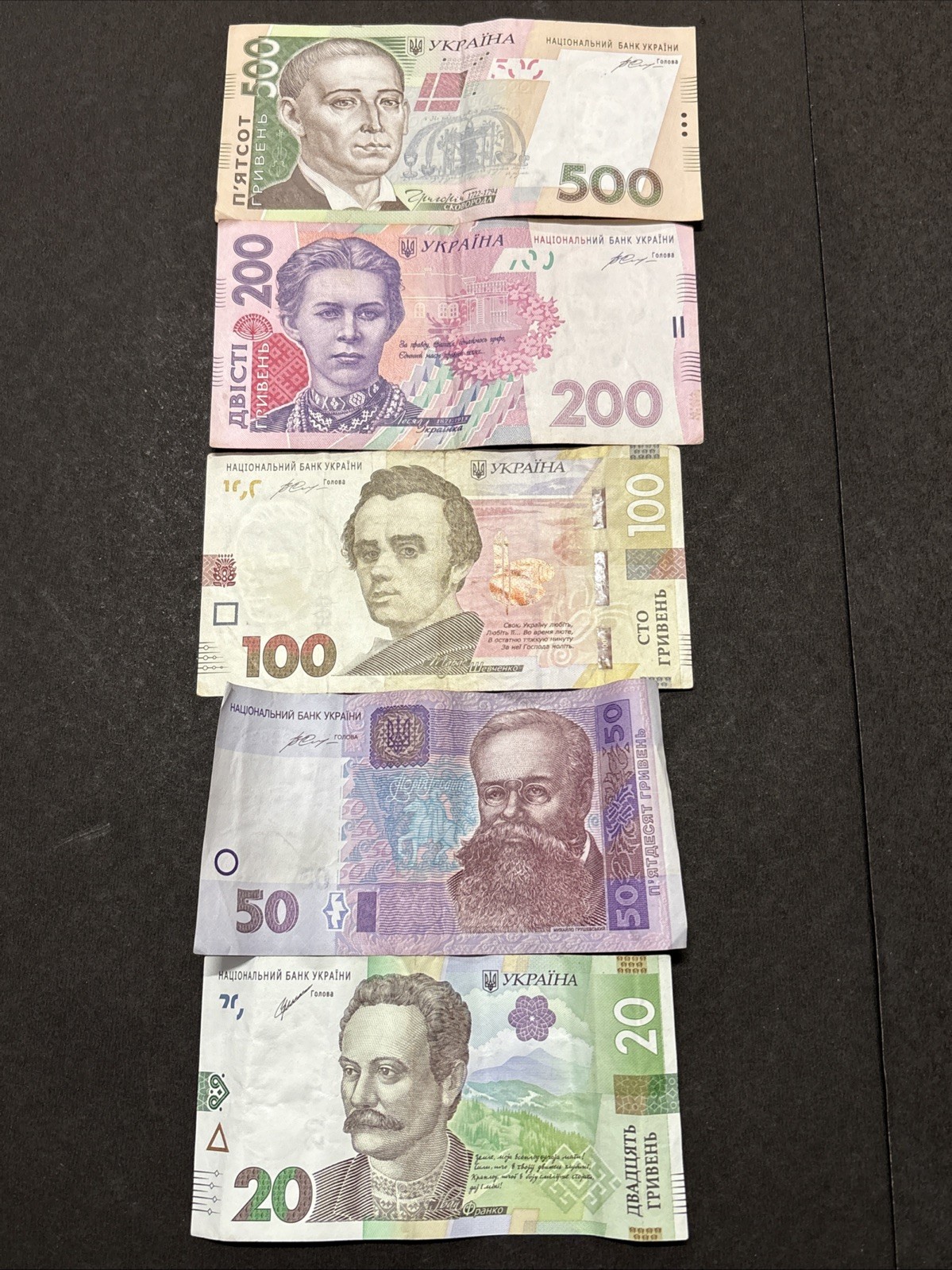 Foto 1 di 2