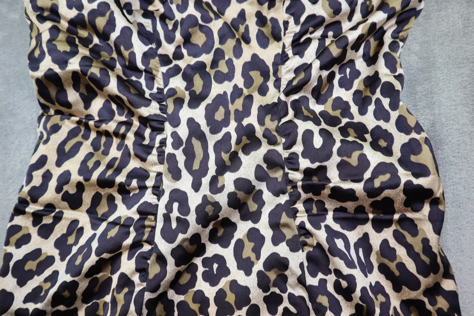 Vestido Cache para mujer 6 estampado de leopardo ceñido al cuerpo correa de espagueti acanalado hecho en EE. UU. Foto 2 de 4