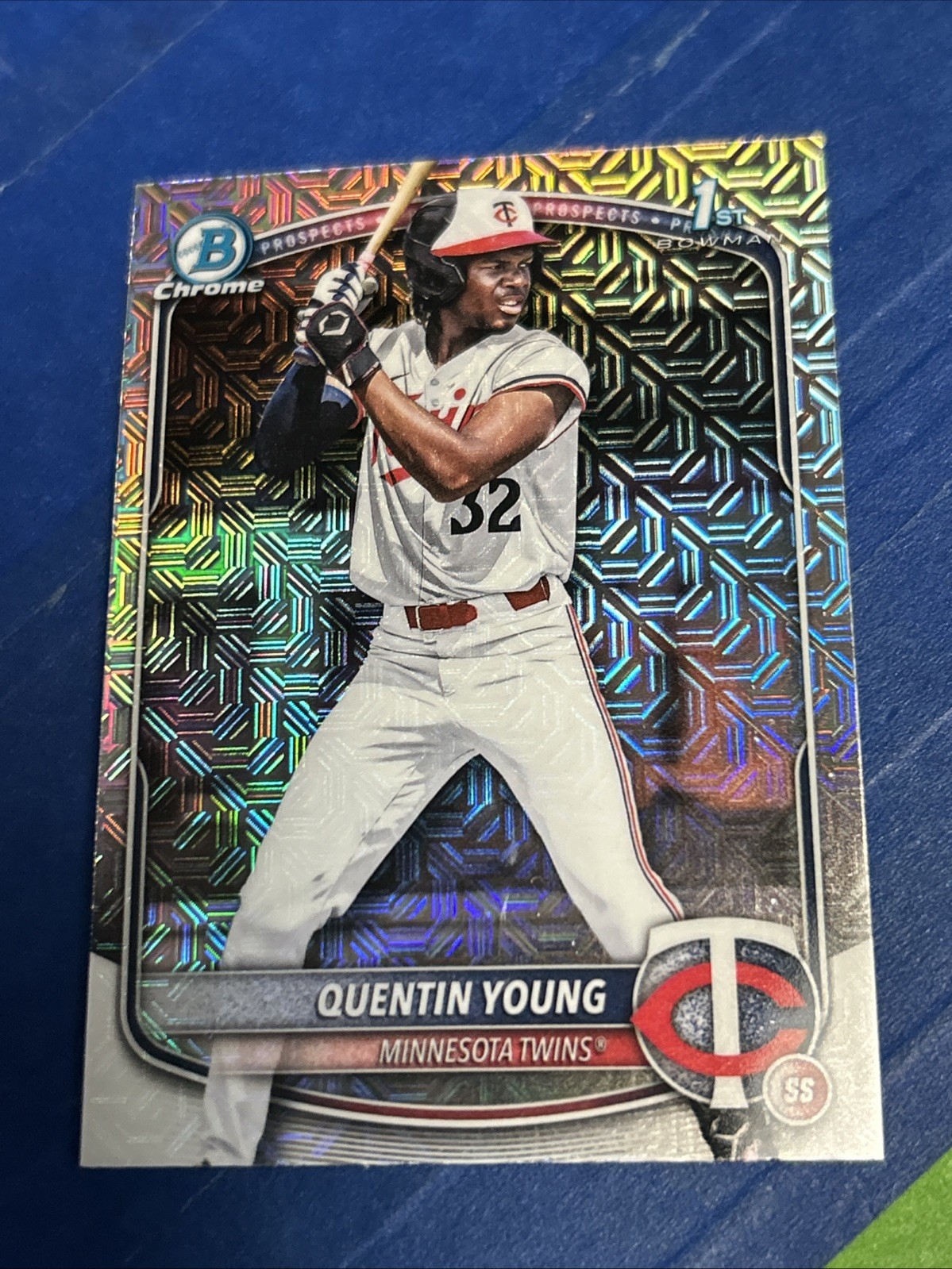 2025 Bowman Draft #BDC-92 Quentin Young Chrome Mega Mojo Refractor Twins