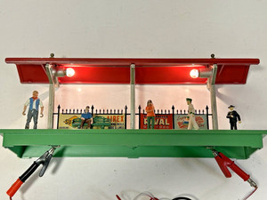 Lionel Illuminated Station Platform for sale | eBay