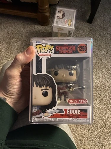 Funko Pop Television Eddie And Vampire Bob Stranger Things With Cases