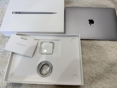 MacBook Air M1 2020 13 inch 8GB RAM 256GB SSD Space Gray Charger Bundle Pristine