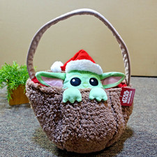 Star Wars The Mandalorian Plush Basket Baby Yoda Grogu in a Christmas Hat