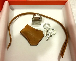 clochette hermes