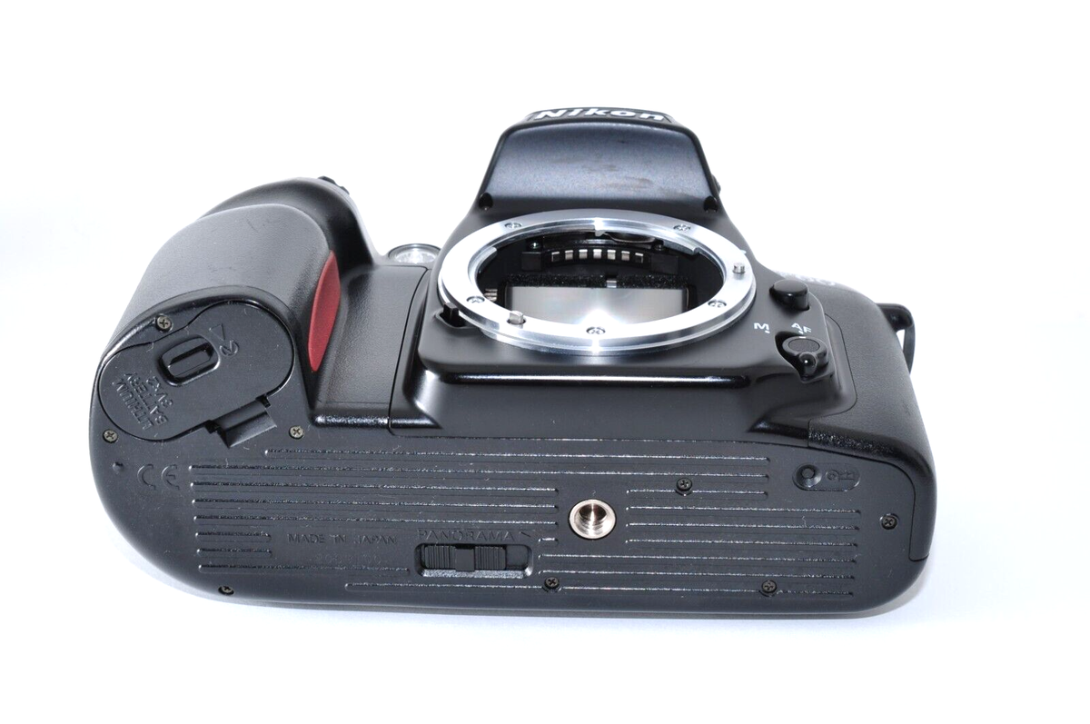 Nikon F60 35mm SLR Film Camra Body Only Black From Japan Nikon F60 35mm SLR Film Camra Body Only Black From Japan