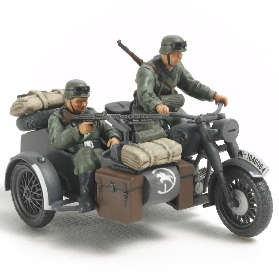 Tamiya 32578 GERMAN MOTORCYCLE SIDECAR Scala 1/48 Plastic Figure and Vehicle - Immagine 2 di 3