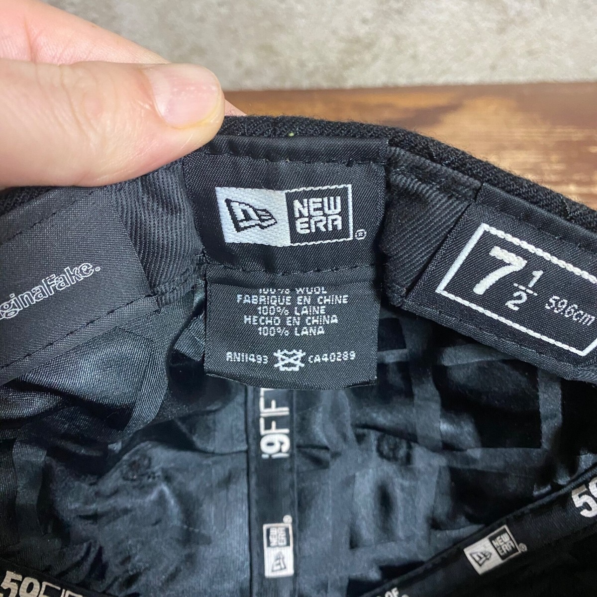 kaws カウズ originalfake teeth刺繍hat Size3 kaws カウズ originalfake teeth刺繍hat Size3 kaws カウズ