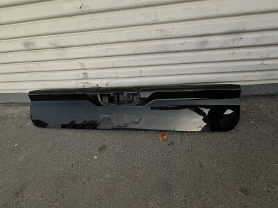 2020-2024 Chevrolet/Gmc Silverado/Sierra 2500 Rear Tailgate/Trim/Step 3 Piece