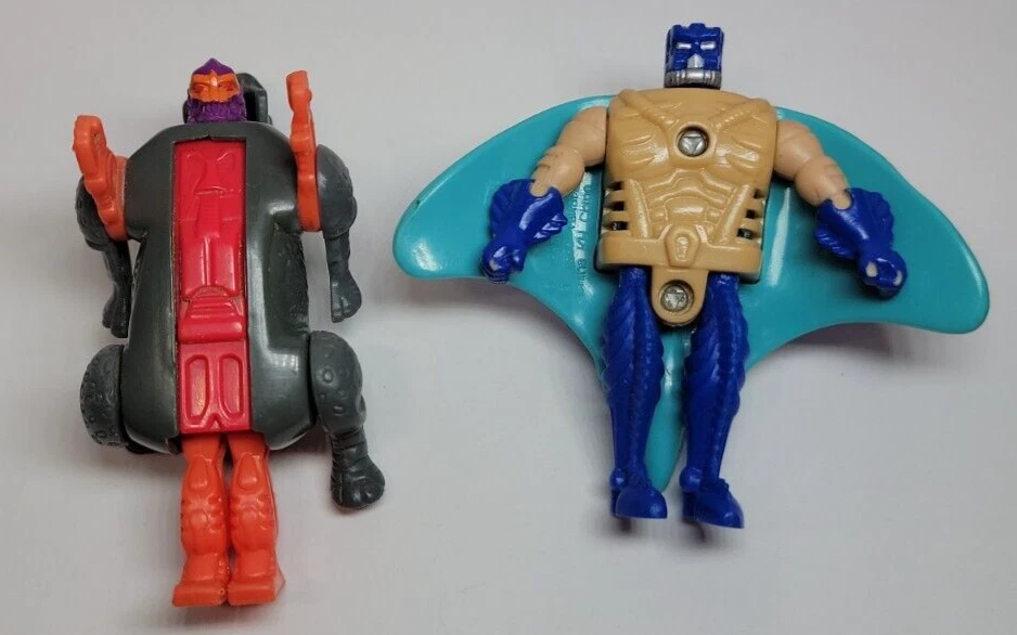 1996 Hasbro Takara Transformers Sting Ray & Rhino transforming action figure 4" - Image 3 of 4