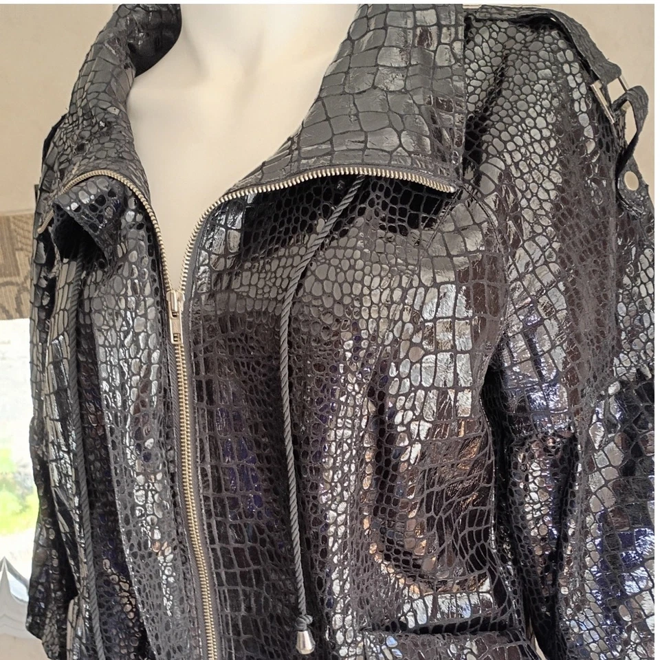 Chaqueta De Colección Berek Croc Negra Brillante Repujada XL Declaración Art-to-Wear Años 80 Glam Foto 2 de 4