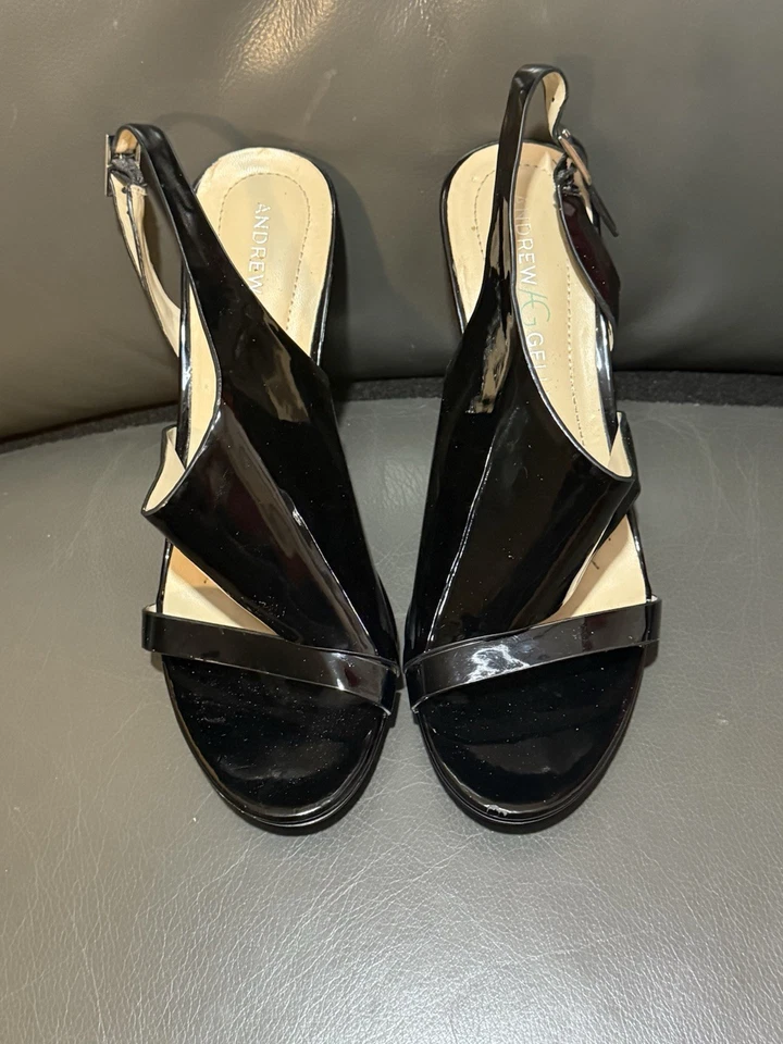 Andrew Geller Black Patent leather Theola Heels size 7.5M  - Image 3 of 4
