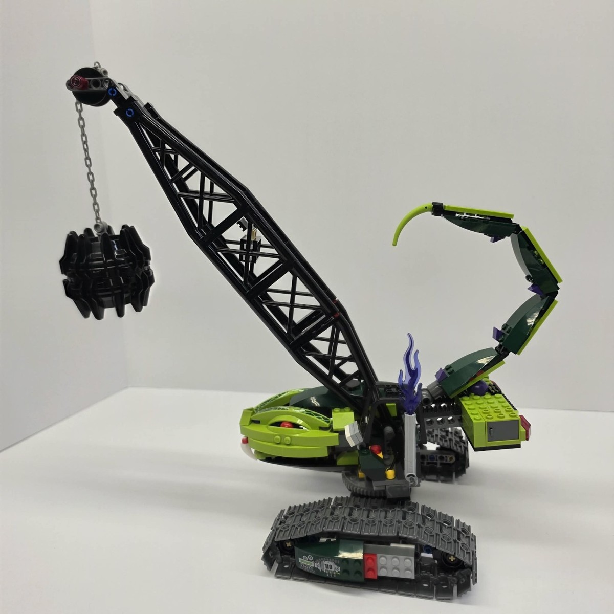 Lego Ninjago 9457 Fangpyre Wrecking Ball (99% Complete) No