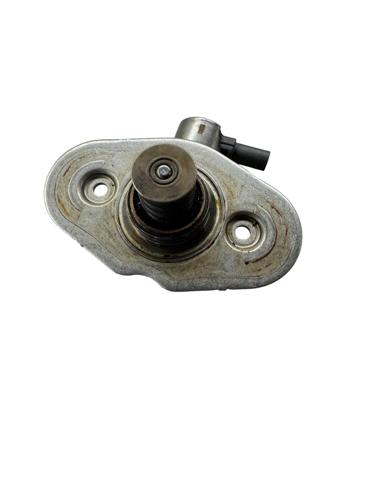 BMW 328i 2014-2016 2,0 L conjunto de bomba de combustible de alta presión original OEM 0261520282 Foto 2 de 4