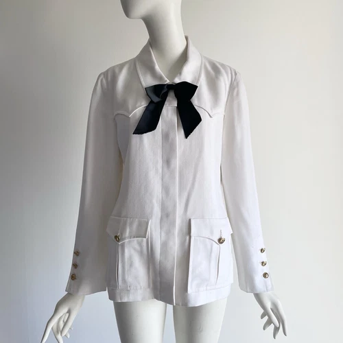 Camicia giacca leggera panna documentata vintage Chanel Resort 1984 nero fiocco