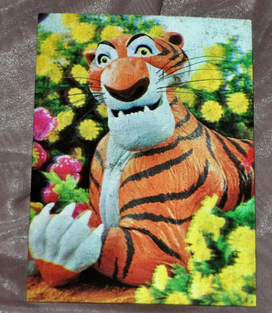 White Bengal Tiger - 3D Lenticular Postcard Greeting Card