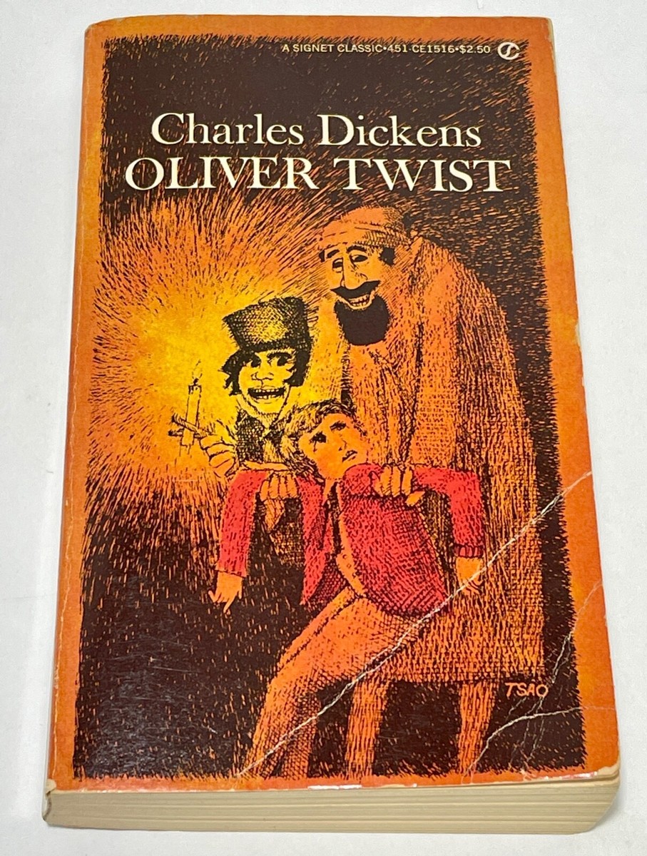 洋書　OLIVER TWIST Oliver Twist by Charles Dickens Vintage Paperback Book (Signet