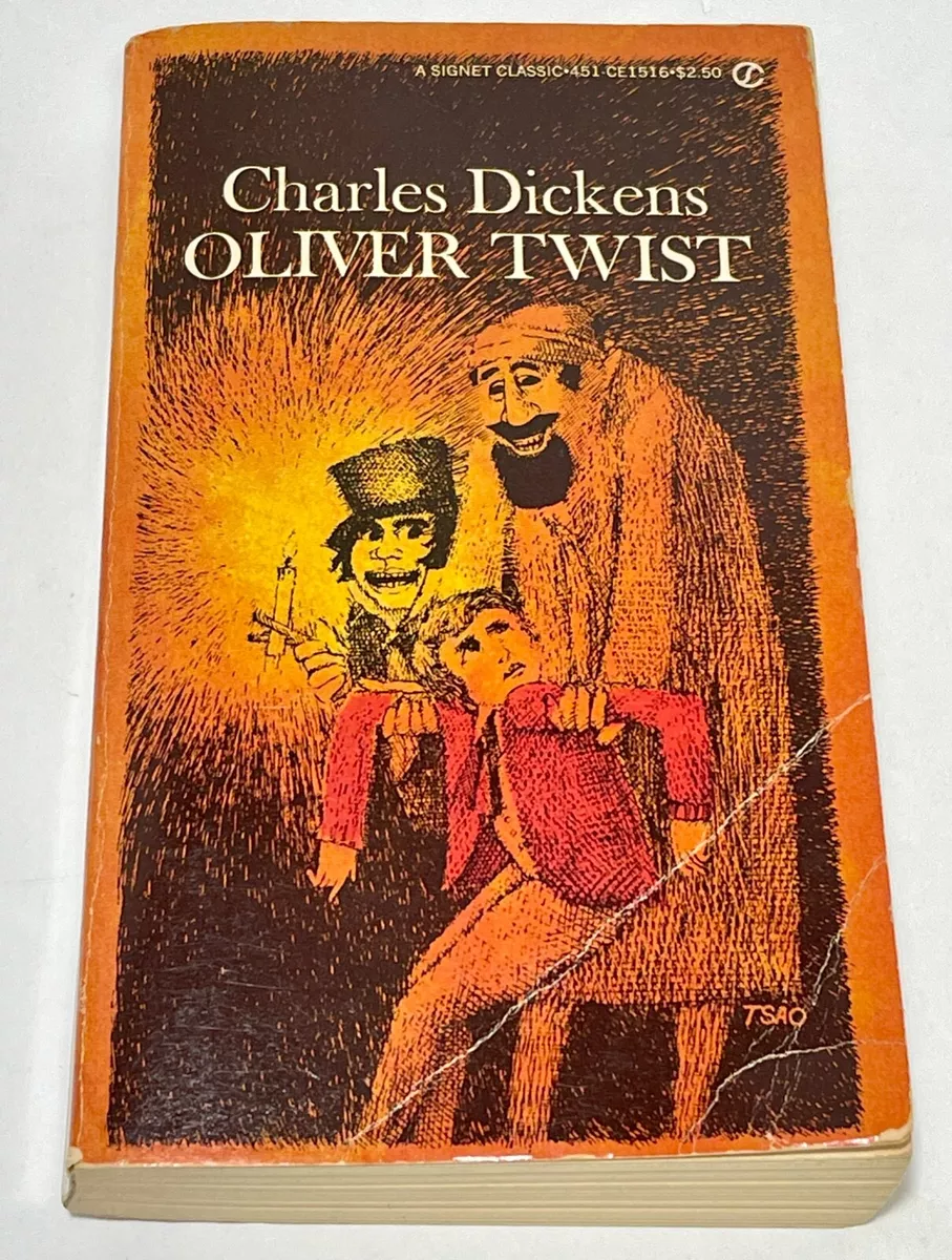 Oliver Twist by Charles Dickens: 9780451529718 | :  Books