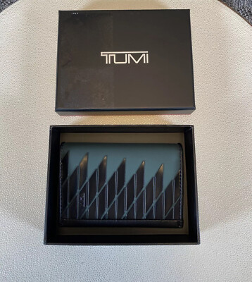 Tumi Alpha Multi Window Card Case Wallet Dark Green