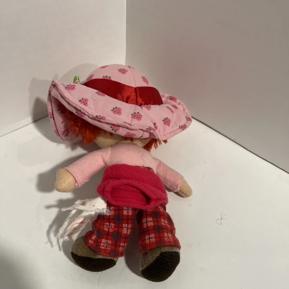 Bandai Strawberry Shortcake 2002 6 Inch Tall Plush Plaid Plush Scented - Image 2 of 4