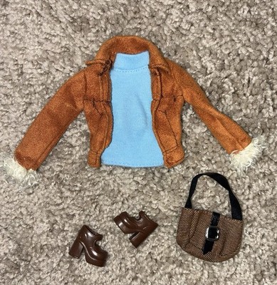 RARE Barbie Trend Fashion Avenue Outfit B8251 Flower Power Hippie 2003 NO PANTS
