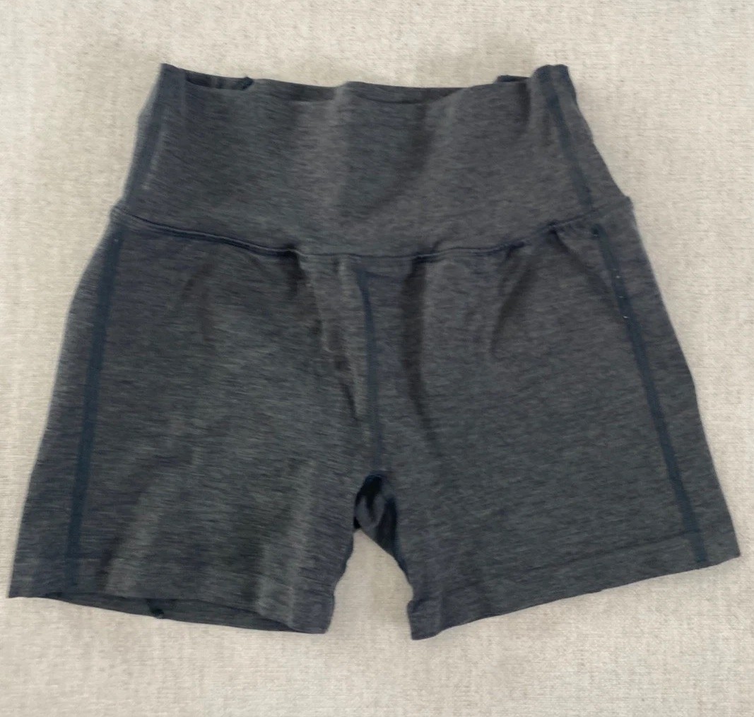 Alphalete Biker Shorts Womens Medium Gray High Rise Stretch Athletic Activewear-image