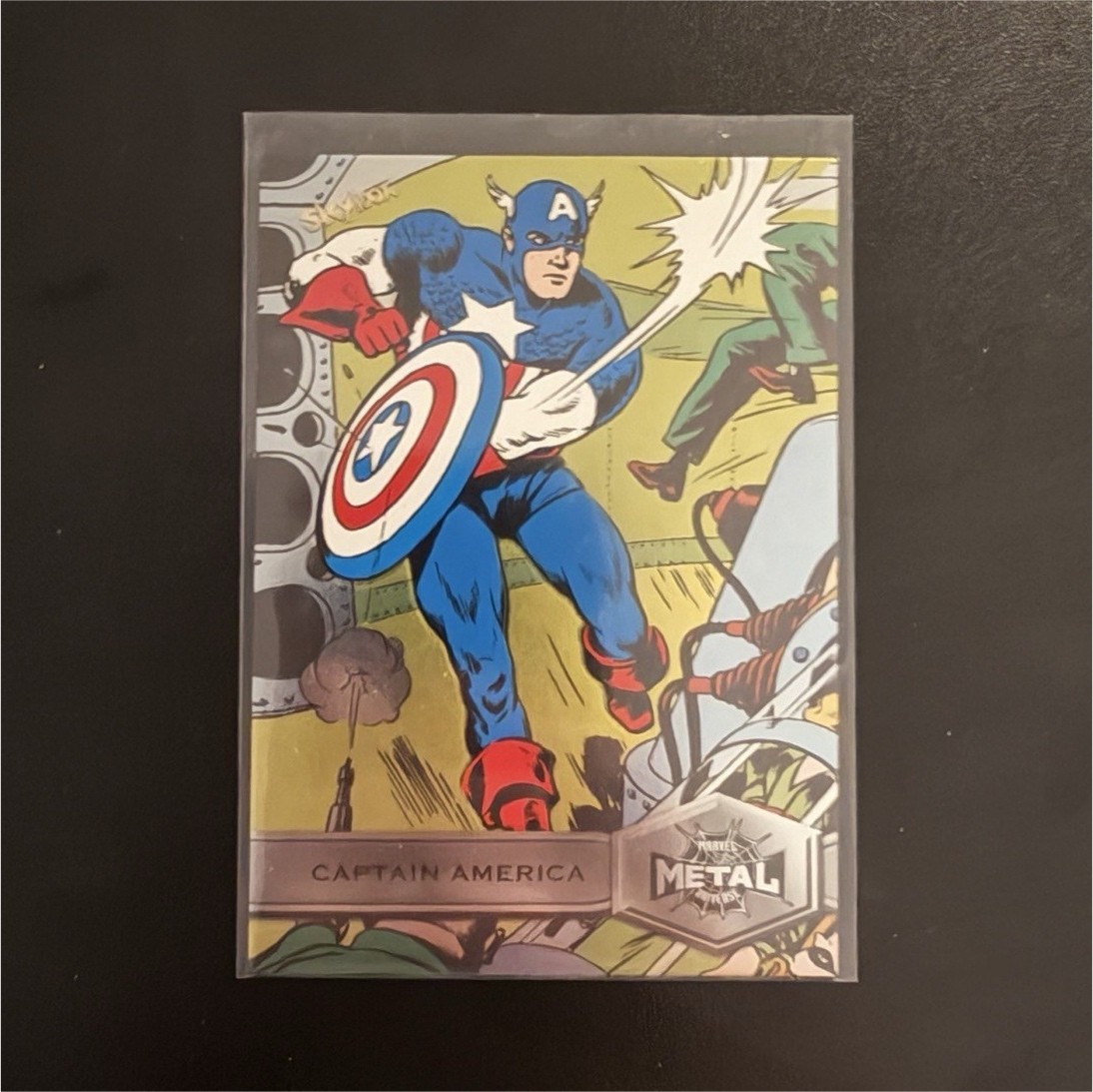 2022 Marvel Metal Universe Spider-Man Yellow Light FX Captain America #116