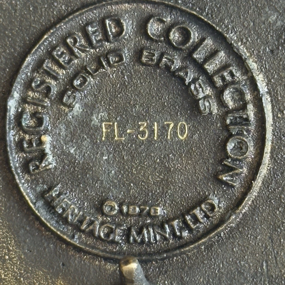 Hebilla de cinturón California Cougar 1978 vintage de latón macizo en relieve 3D Heritage como nueva Foto 3 de 3