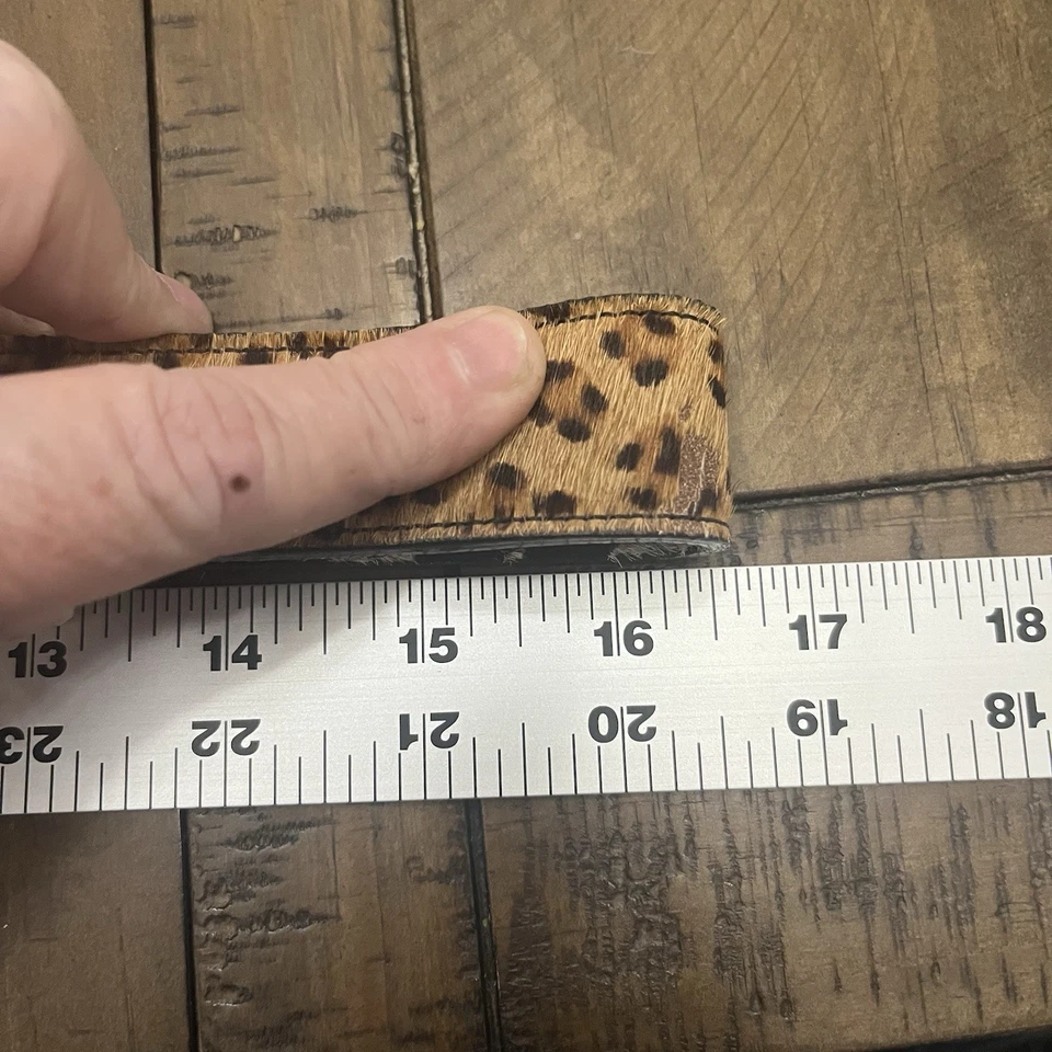 Reversible Women’s Belt Cow Print Cheetah Animal Hair Silver Flip Buckle  28-33” - Image 4 of 4