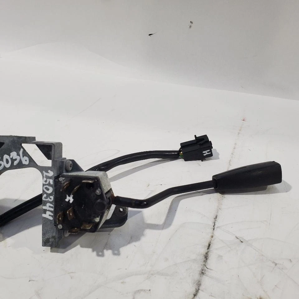 1989 1993 SAAB 900 OEM conjunto de interruptores de coluna 9565623 - Imagem 3 de 4