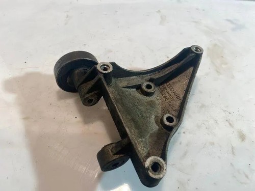 AUDI A6 Avant 4B5, C5 Klimakompressorhalterung 059260885F 2.50 Diesel 18123397