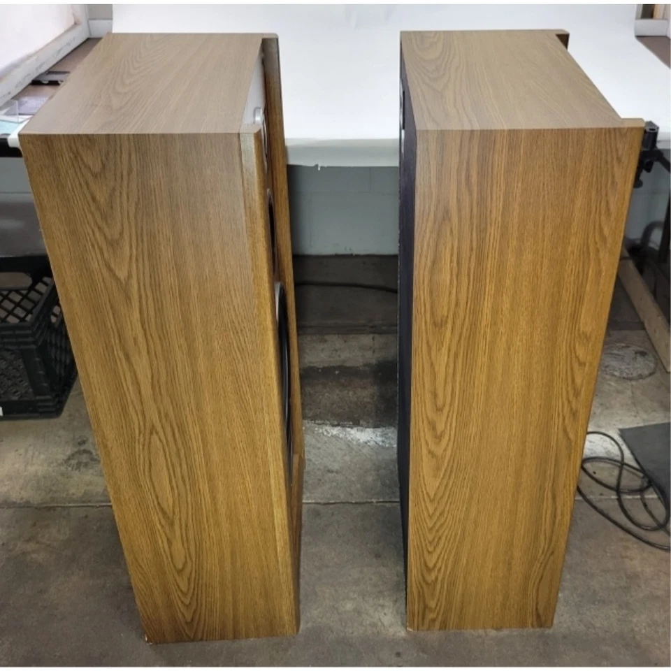 Altavoces de torre Technics SB-2845 de colección - Probados - Solo recogida local Foto 4 de 4