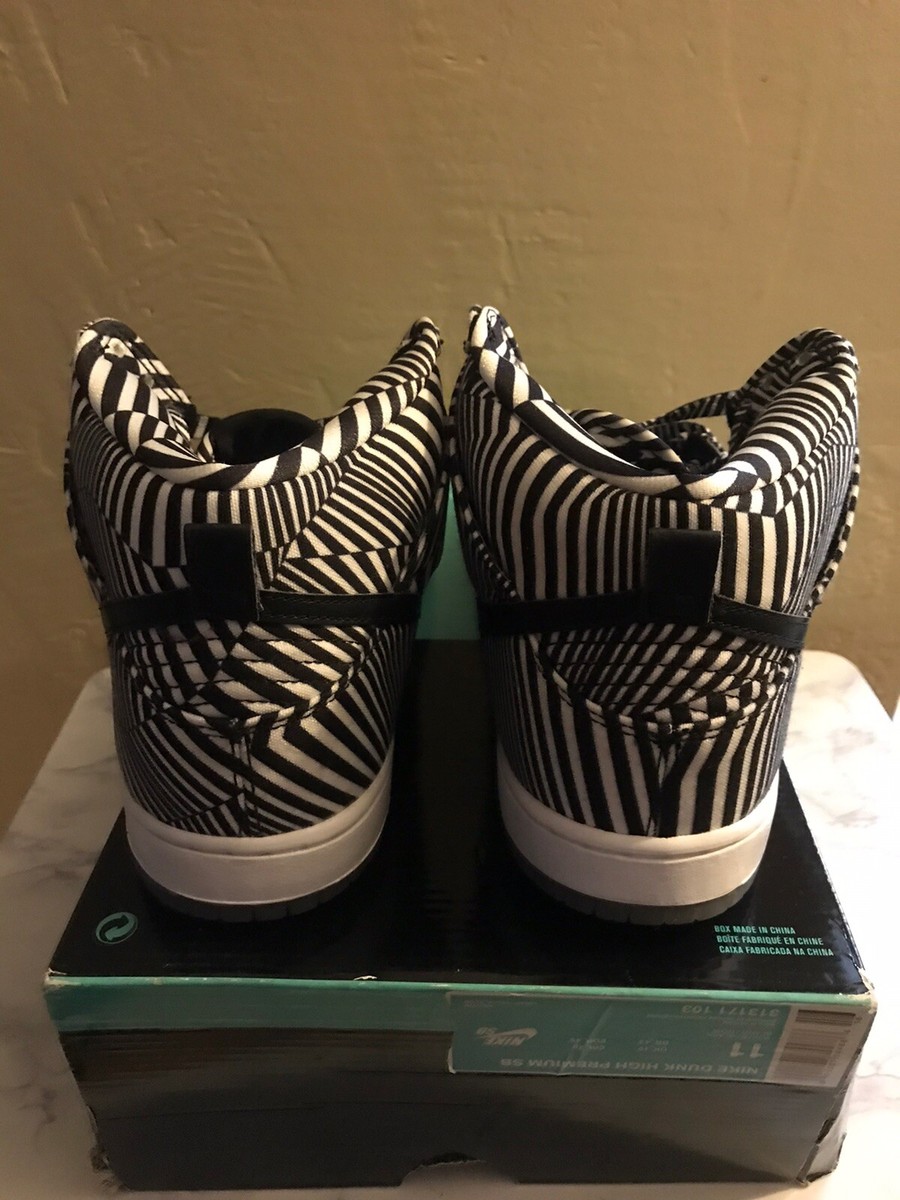 Nike SB Dunk High Premium Concept Car Zebra 313171-103 Men's Nike SB Dunk High Premium Concept Car Zebra 313171-103 Men's