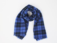 Drake's Luxurious Men's Blue And Black Plaid 100% Wool Scarf $225 on sale Drake's Luxurious Men's Blue And Black Plaid 100% Wool Scarf $225 on sale