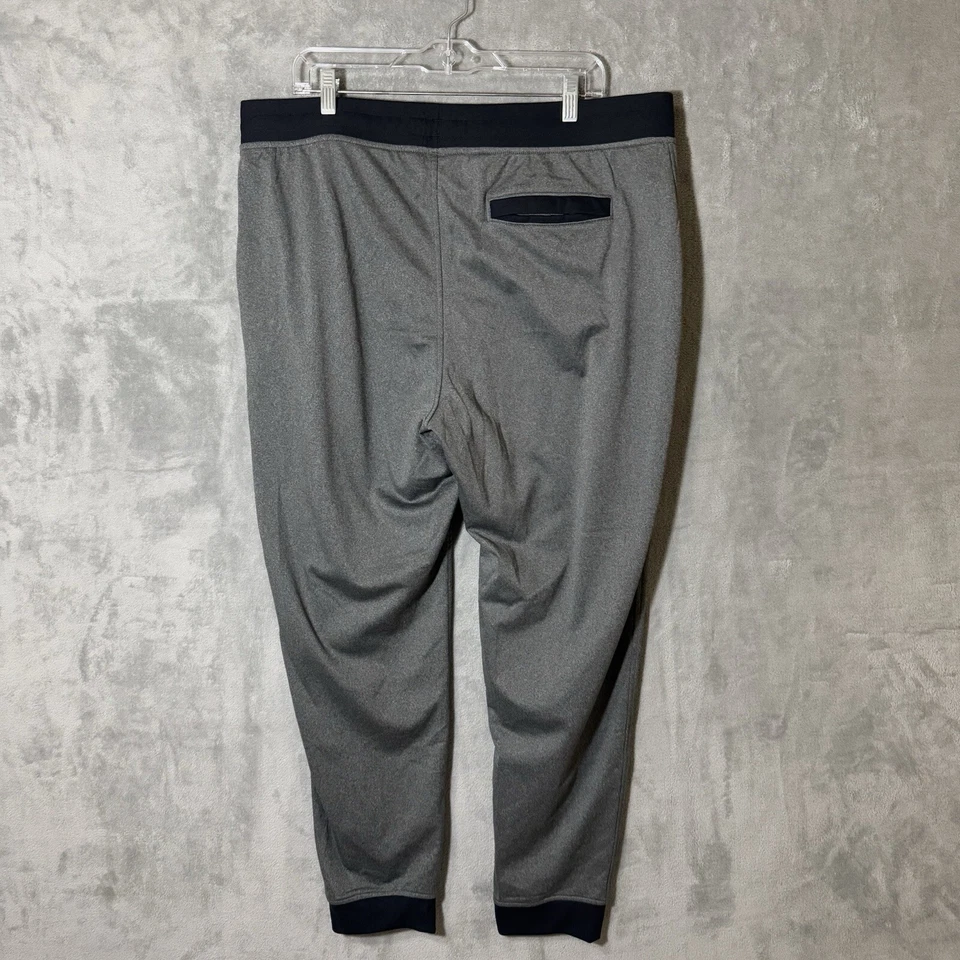 Calça jogger Under Armour lã tamanho 2XL cinza preta academia de lazer - Imagem 4 de 4