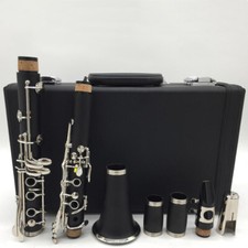 100 New 17-key silver-plated keys Bakelite A clarinet with box mouthpiece