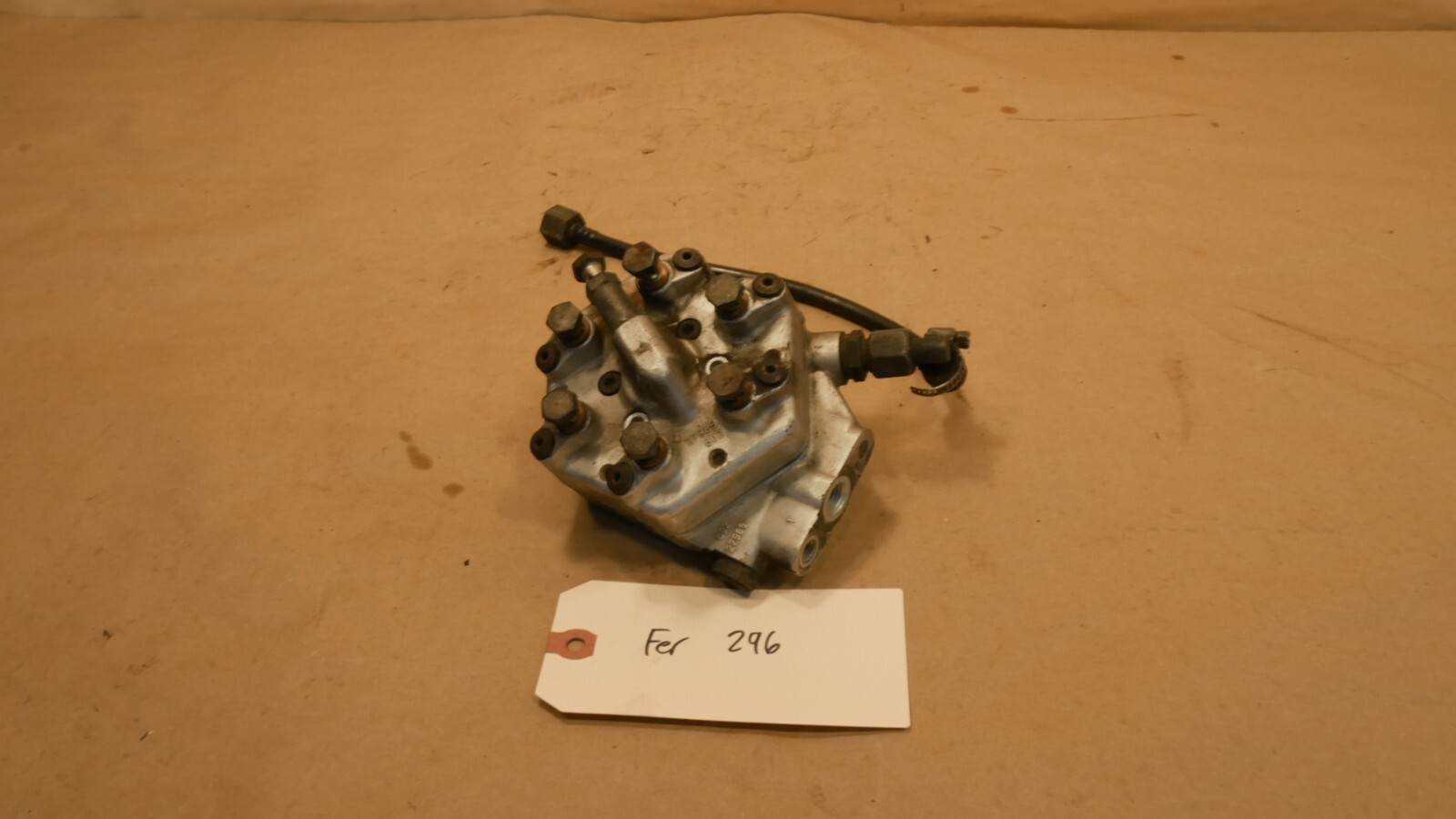 Ferrari 512 Bosch CIS Fuel Distributor PN 0438100055