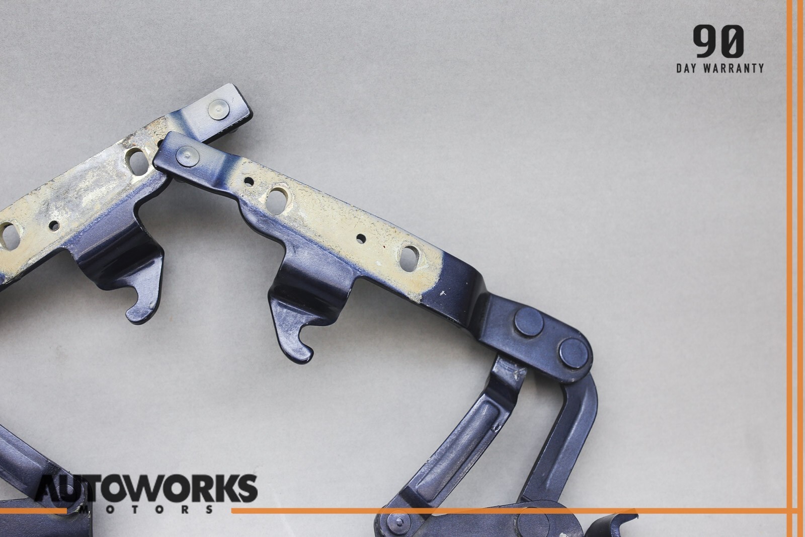 03-13 Maserati Quattroporte M139 Left and Right Side Hood Hinge Bracket Set OEM