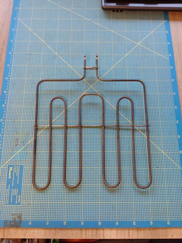 Bosch / Siemens Backofen Unterhitze Heizelement Heizkörper 00475585